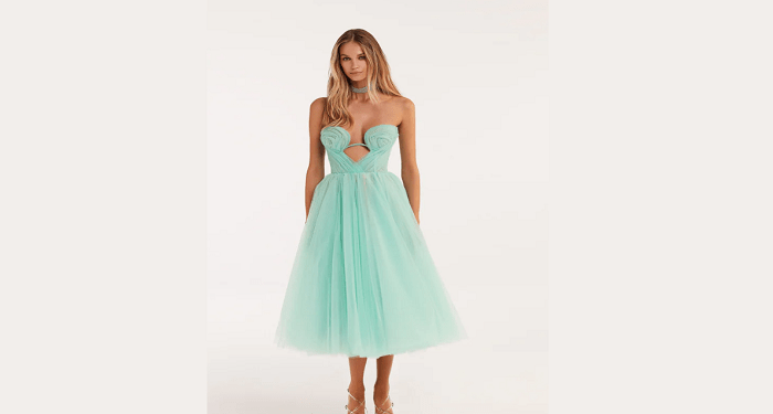How to choose formal evening dresses adapted to your skin and hair color?