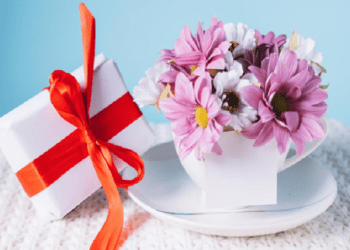 Sending Love: Top 20 Flowers to Surprise Your Grandmother in India with Flower Delivery in Kolkata