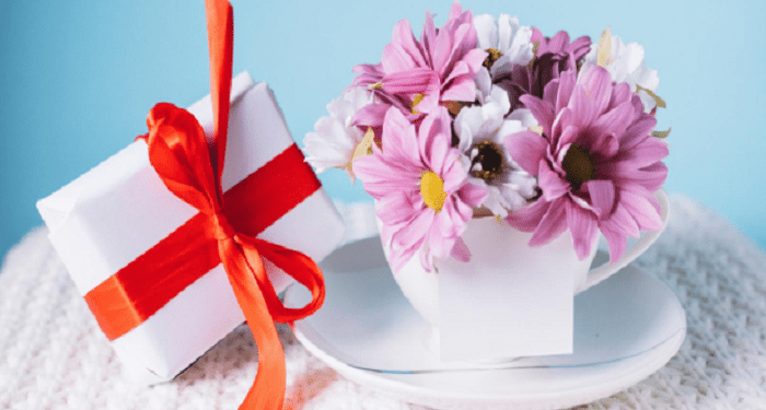Sending Love: Top 20 Flowers to Surprise Your Grandmother in India with Flower Delivery in Kolkata