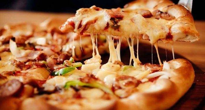 Craft Your Ideal Pizza in Sacramento: A Guide to Customization and Signature Flavors